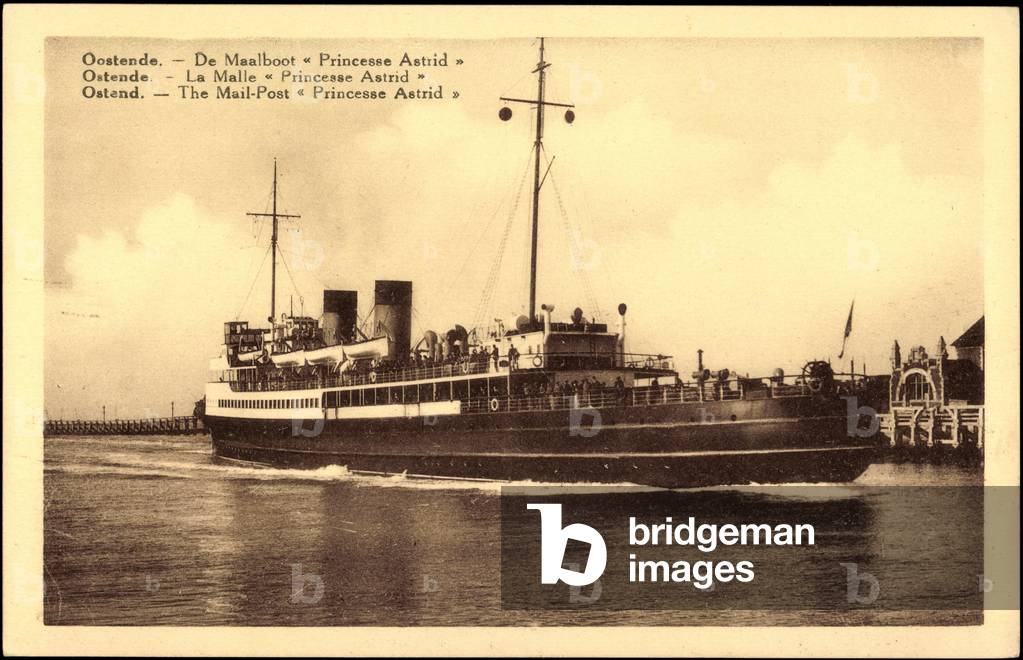 Belgian steamer Princesse Astrid off Oostende