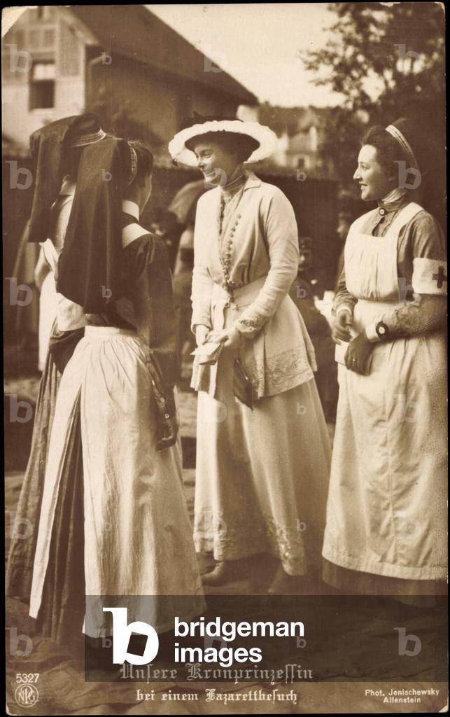 Crown Princess Cecilie, Hospital, Sisters, NPG 5327