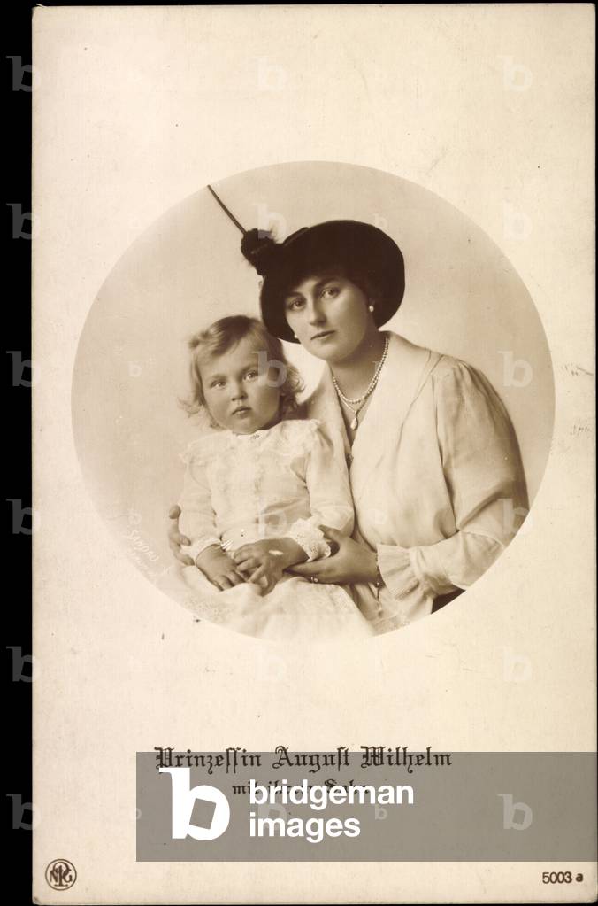 Princess August Wilhelm with son, NPG 5003