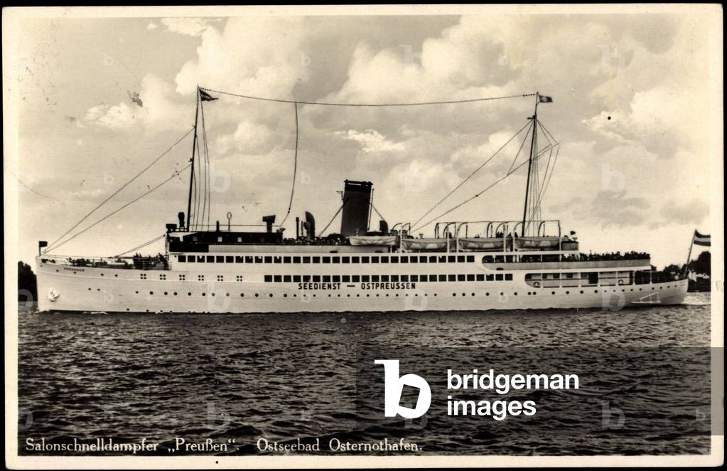 Salonfast steamer Prussia, Osternothafen, Maritime Service