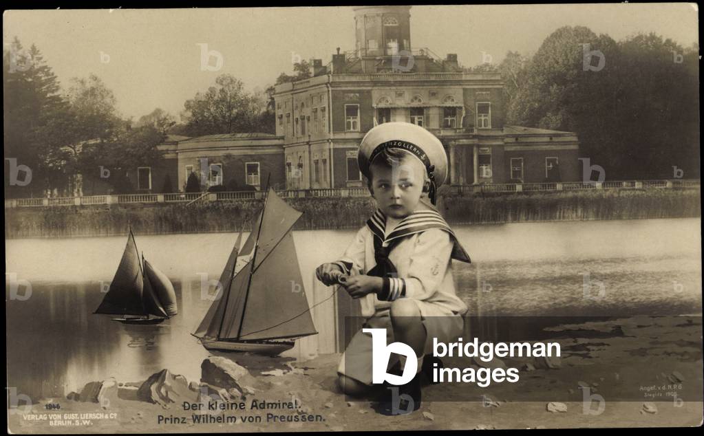 Ak The Little Admiral Prince William of Prussia with sailing ship model, Liersch (b/w photo)