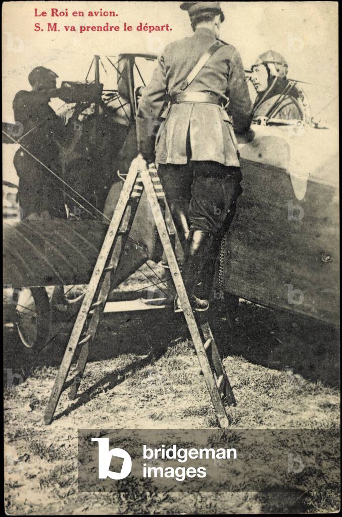 H.M. King Albert by plane, take the departure