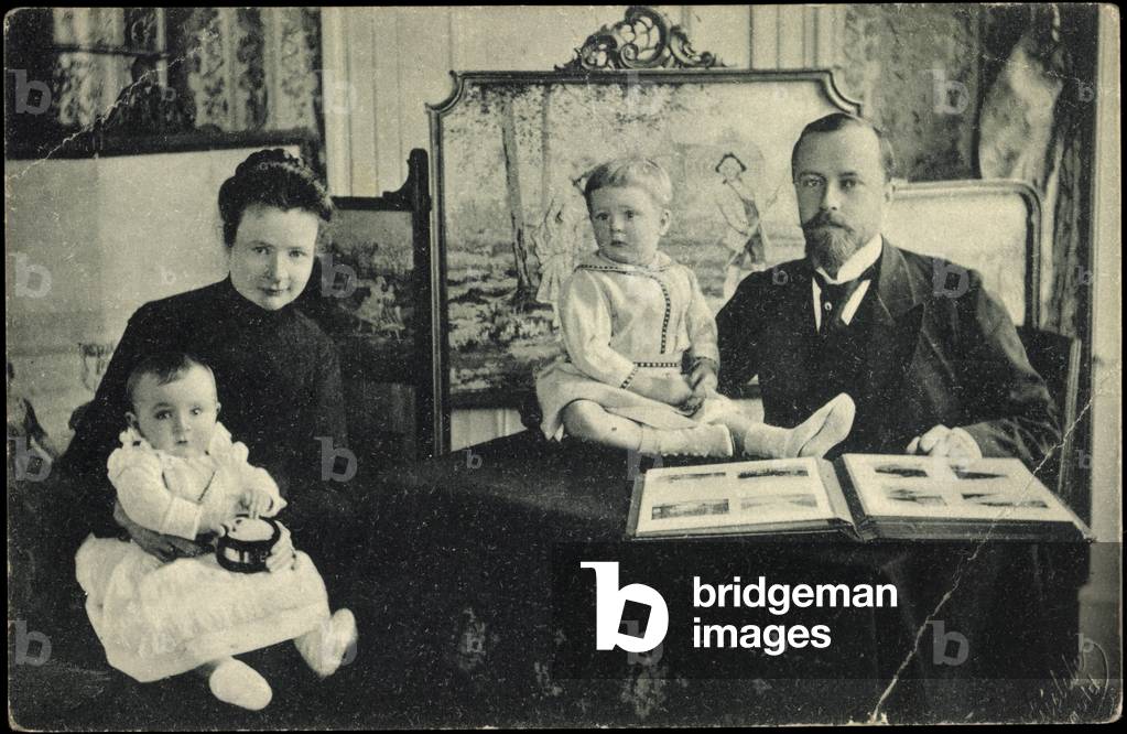 Prince Leopold IV of Lippe Detmold, wife, children