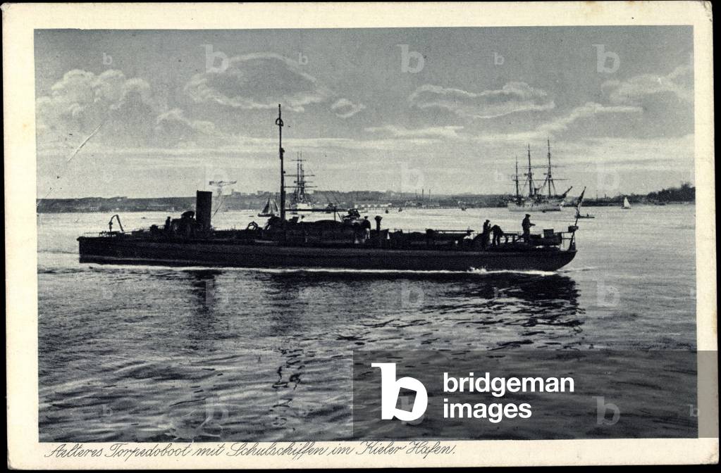Kiel, Older Torpedo Boat with School Ships, Port