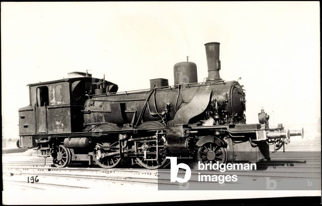Photo German unit locomotive No. 71 7004, steam output