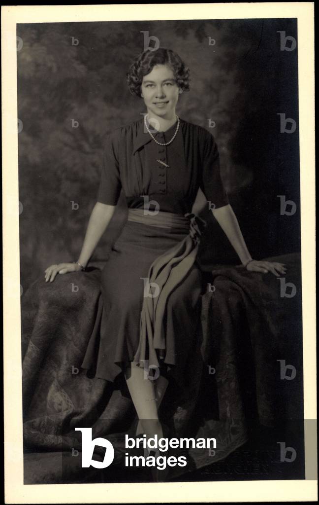 Ak Prinzessin Friederike Luise von Hannover, Adel Braunschweig and Greece (b/w photo)