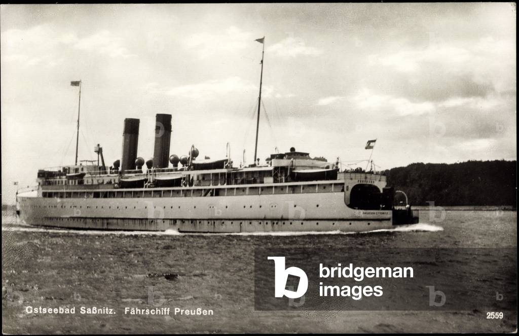 Ostseebad Saßnitz, Ferry ship Prussia, back