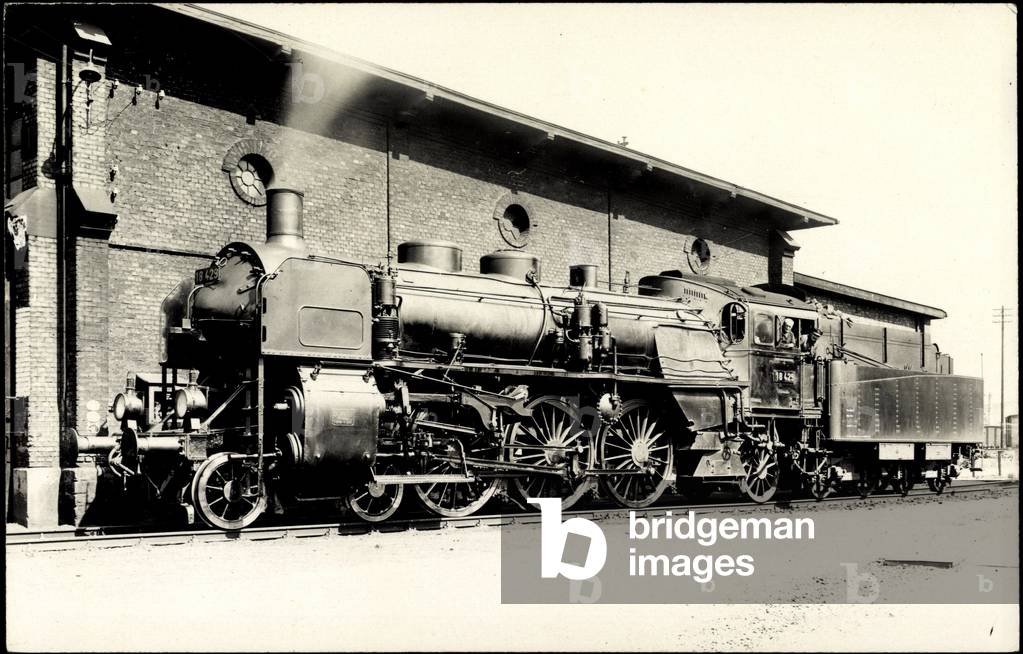 Photo German fast locomotive No. 18 429 Bayern