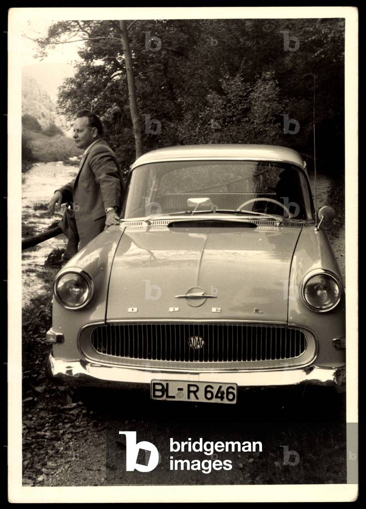 Photo Opel, Automobile, BL R 646, Driver, River