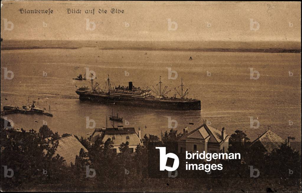 Hamburg Altona Blankenese, view of the Elbe, boat