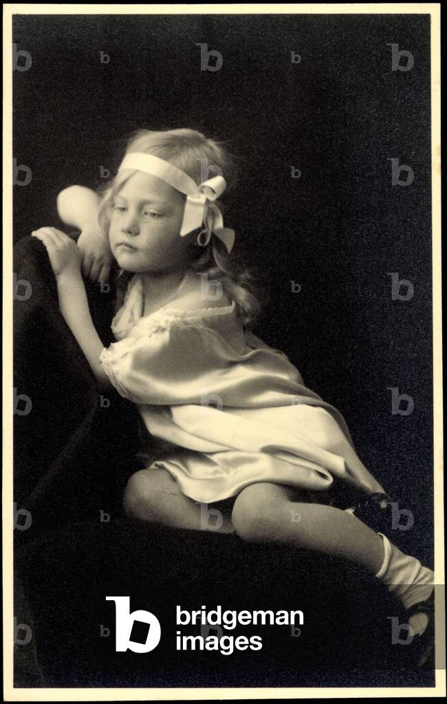 Photo Ak Princess Adelgunde of Bavaria, Headband (b/w photo)