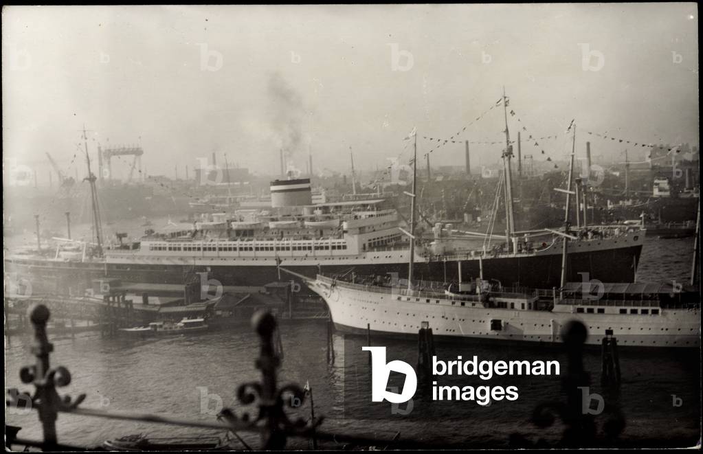View of steamer Patria in the harbour, Hapag