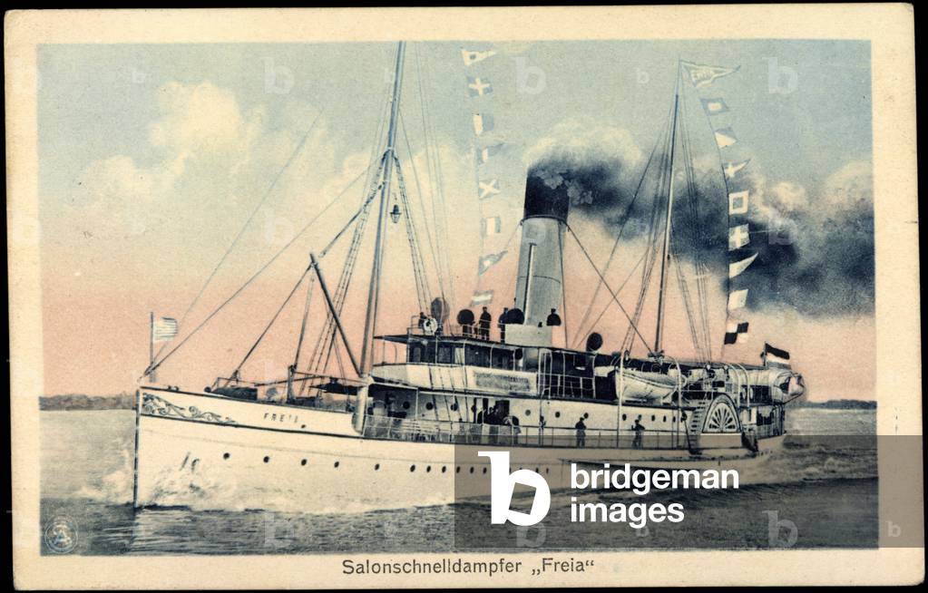 Salonfast steamer Freia in motion, Braeunlich