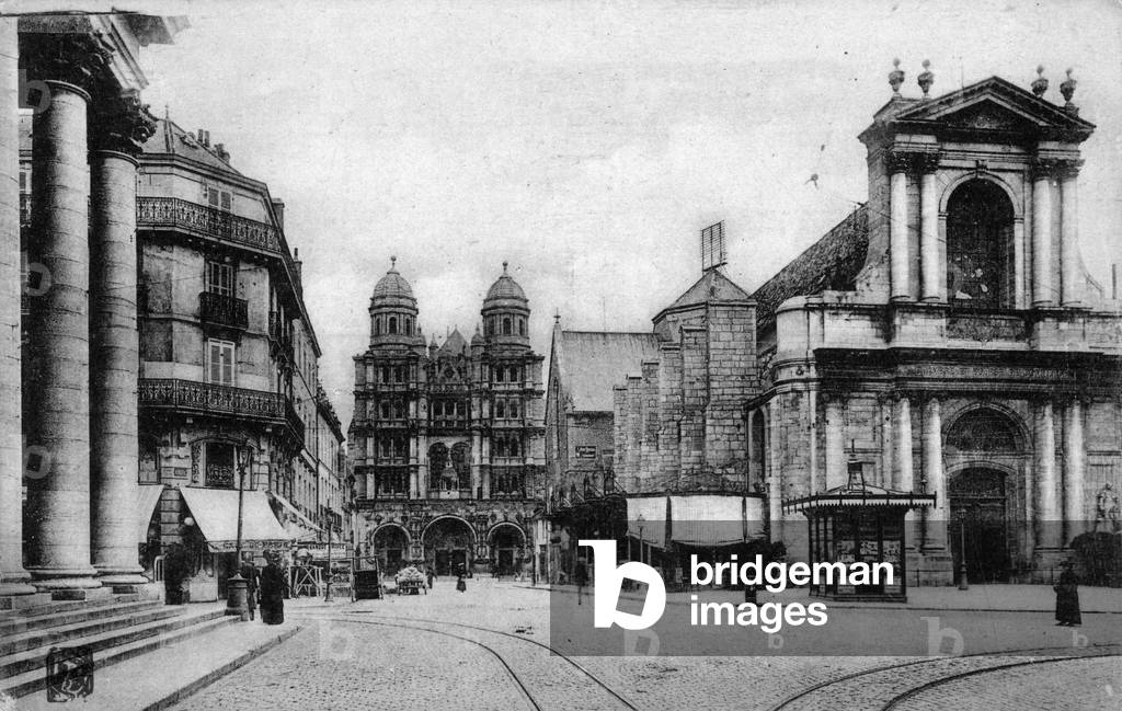 View of the city of Dijon: Church of Saint Michel and the Stock Exchange.