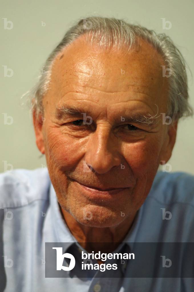 Portrait of Claude Cabanes, French writer. Photography 2007.