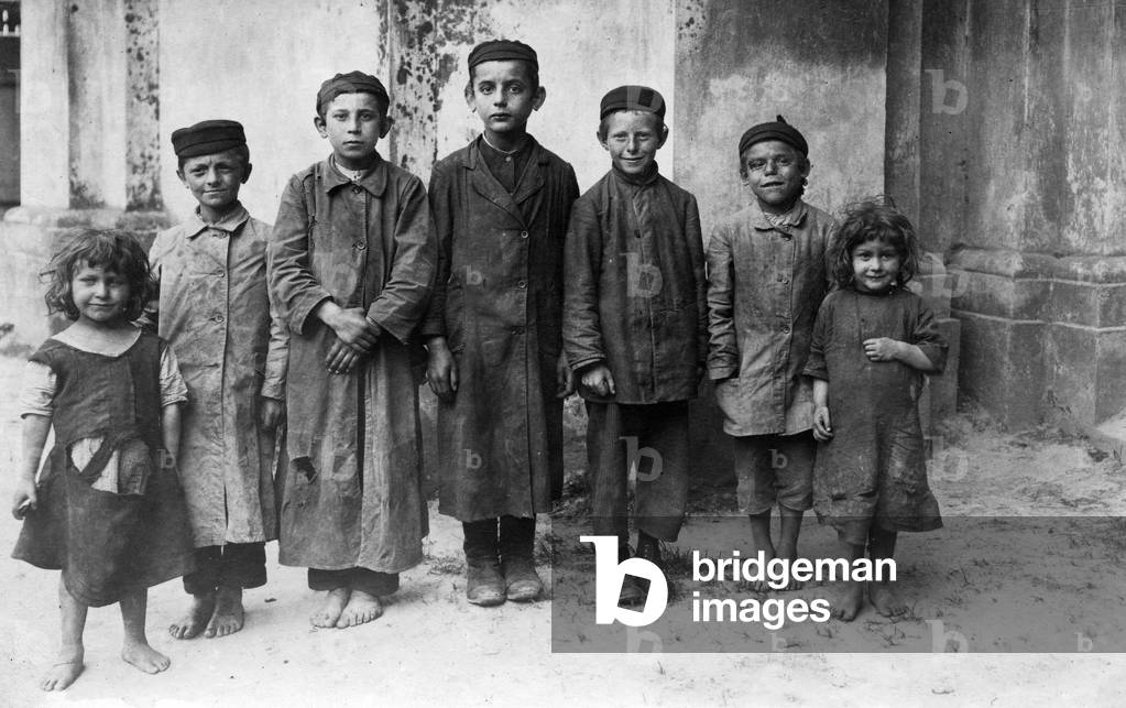 Russian-Polish Shtetl or Jewish village (b/w photo)