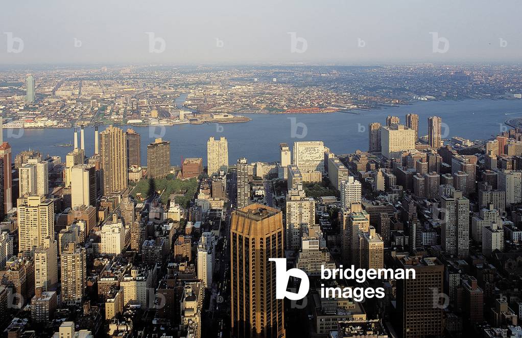 New York: Mid-Town Manhattan, Topographic Views, 2001 (photo)
