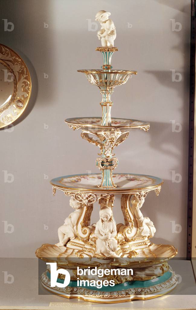 Minton table centre-piece by Jeannot, 1851 (ceramic)