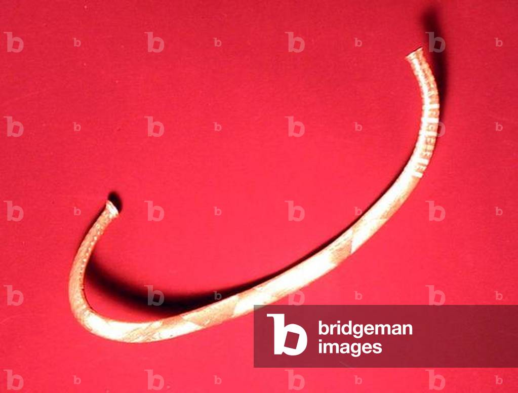 Neck ring found at Ickleton, Cambridgeshire (gold)