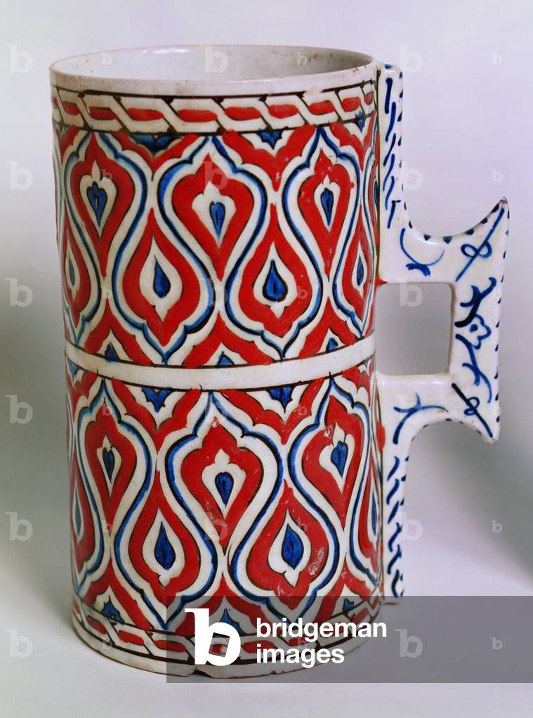 Tankard from Iznik, Turkey, late 16th century (earthenware)