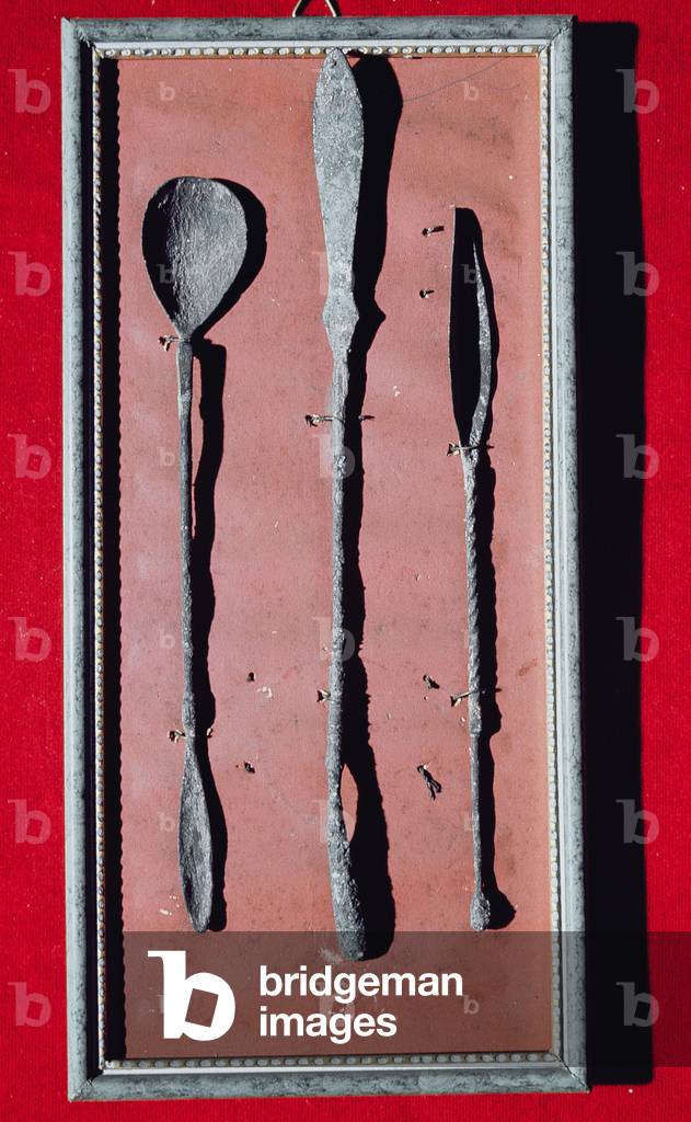 Etruscan Surgical Instruments (bronze)