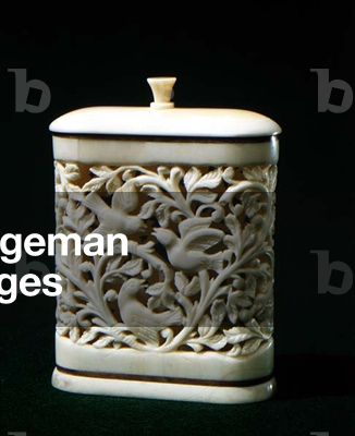 Carved Pot with Finial (ivory)