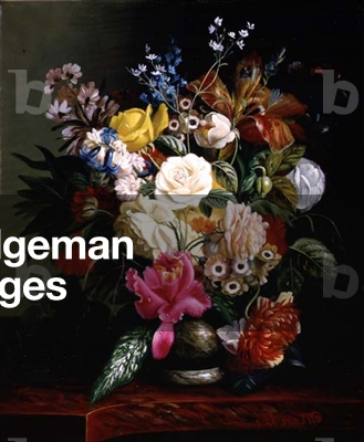 Vaso di rose, peonie e altri fiori