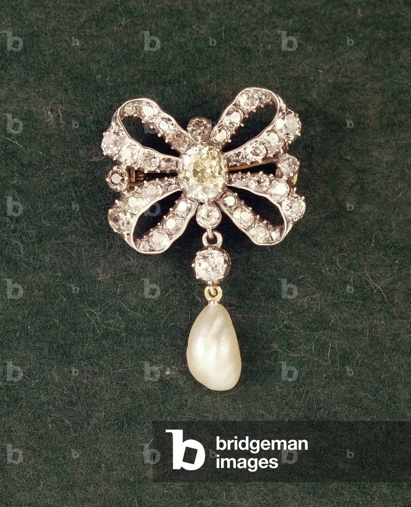 Diamond brooch with suspended pearl, c.1760 (diamond and pearl)