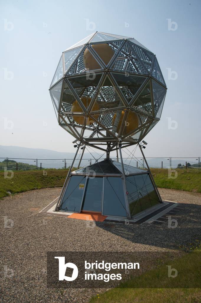 The Diamond (photo)
