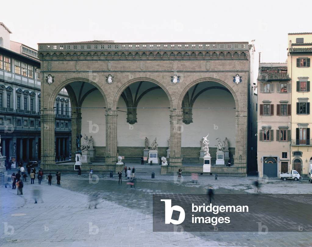 Facade of the Loggia dei Lanzi (photo)