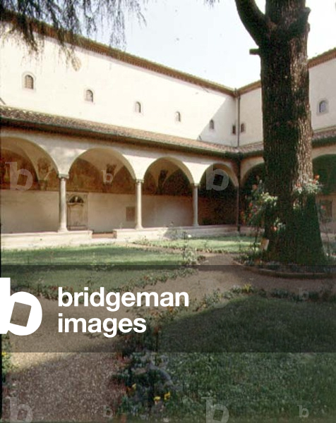 View of the Cloister of S. Antonino, designed by Michelozzo di Bartolommeo (1396-1472) (photo)