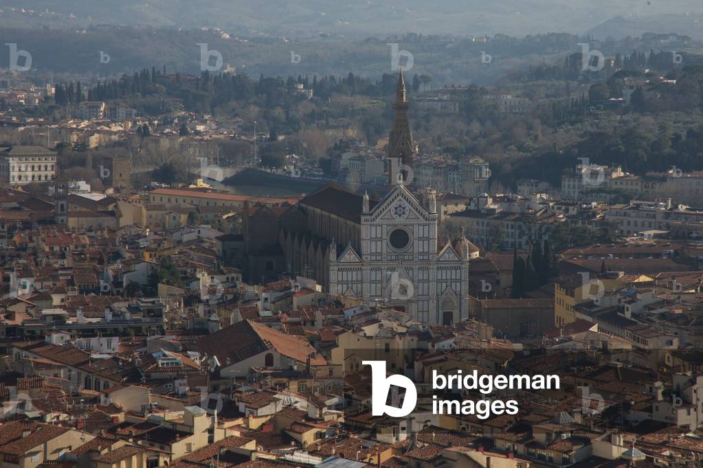 View of the Basilica of Santa Croce, Florence, Italy (photo) 