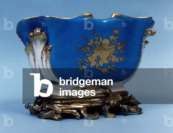 Flower Vase, made in Vincennes, c.1738-56 (porcelain)