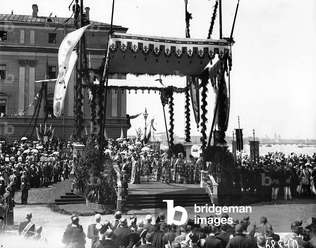 A 'molebin' during the inauguration of the Troitsky Bridge across the River Neva, St Petersburg, May 1903 (b/w photo)