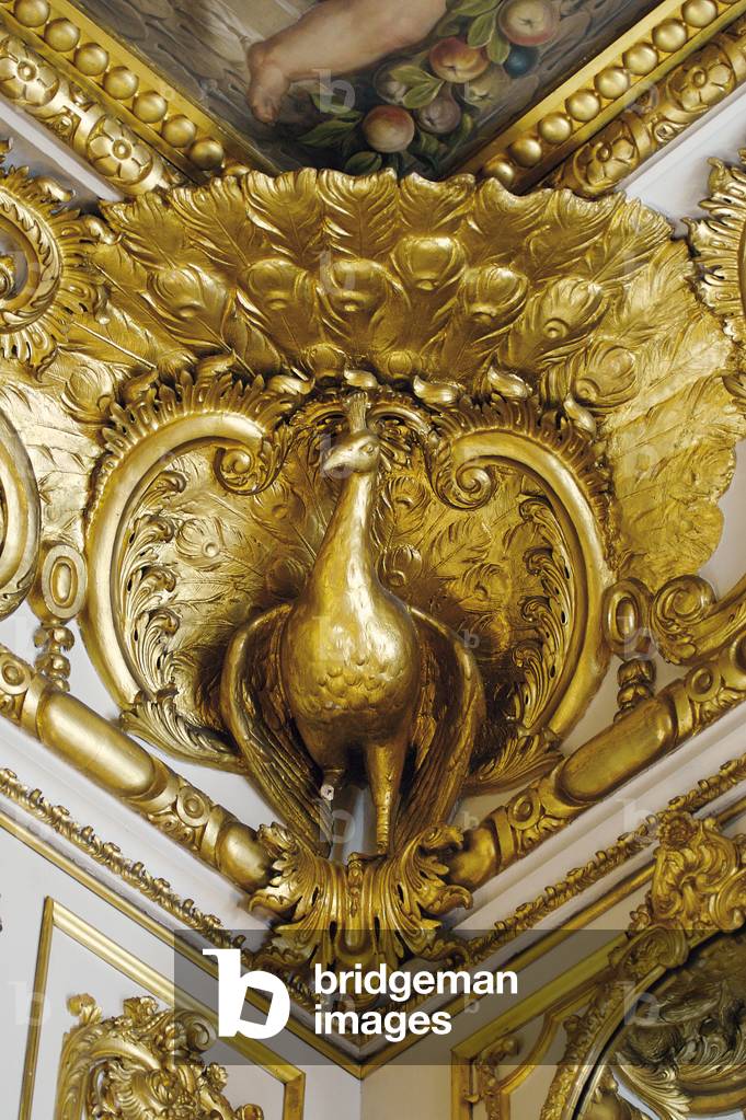One of four peacocks set into a cornice in the Elizabeth Saloon (photo)