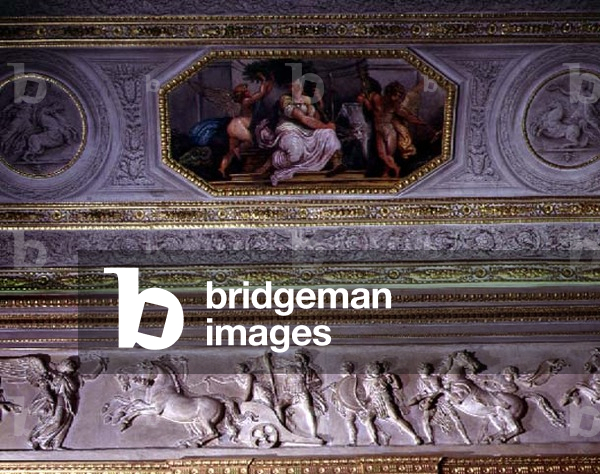 The 'Sala con Mosaico' (Hall of the Mosaic) detail of the frieze  (photo)