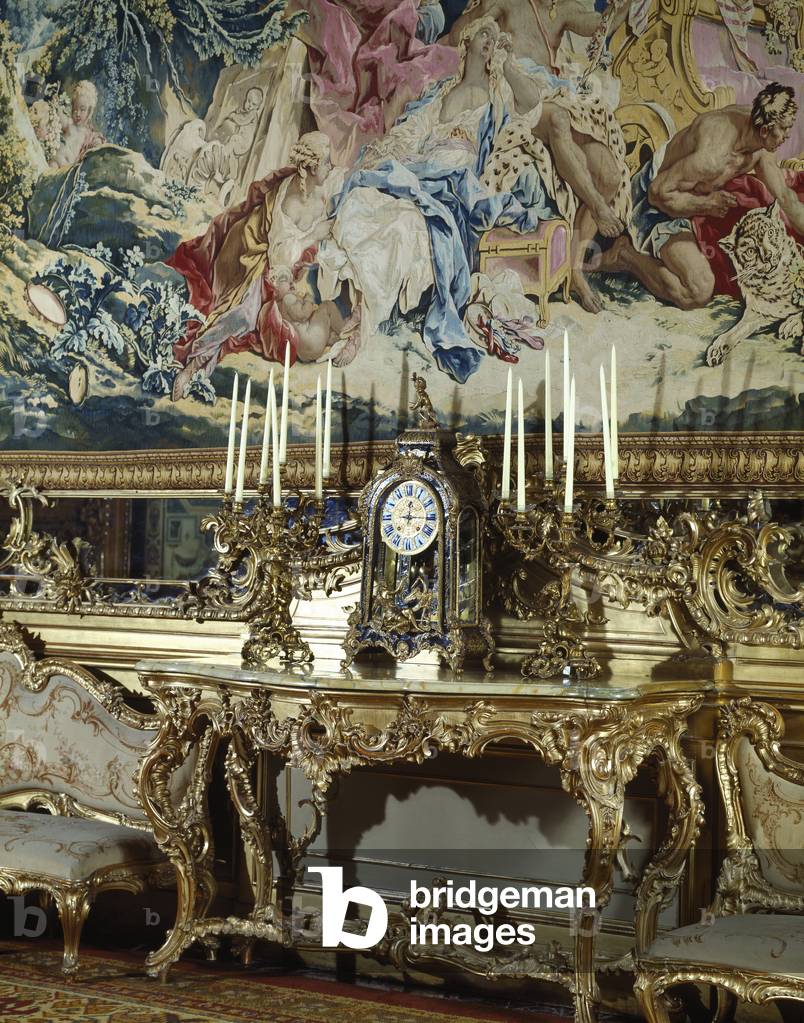 The 'Sala di Rappresentanza' (Hall of the Representatives) detail of clock on an elaborate gilt table (photo)