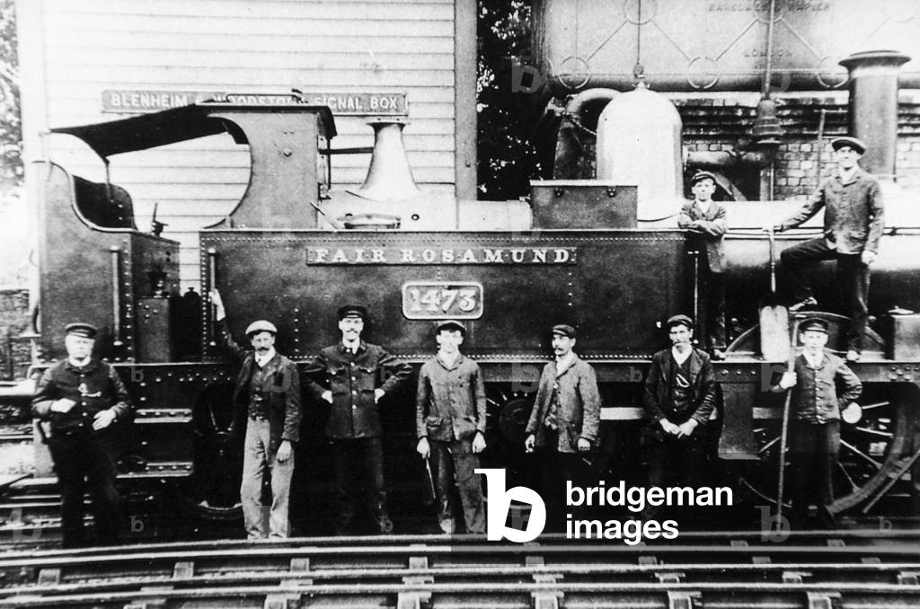 'Fair Rosamund' at Woodstock Station, c.1898 (b/w photo)