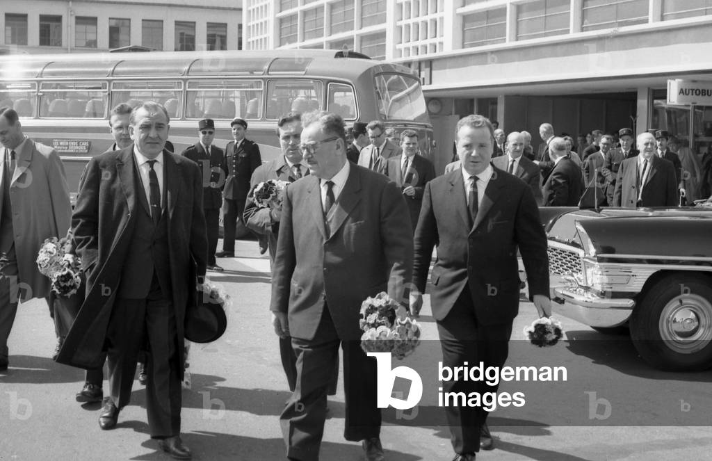 Arrival delegation of sovietic unions led by GRICHINE