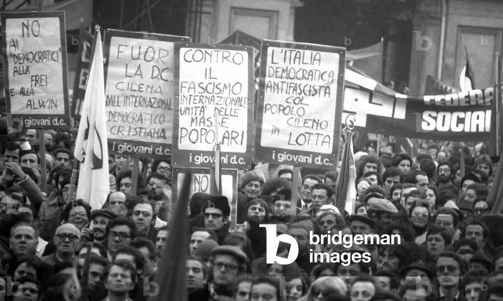 2793/14a- European demonstration? -n? Turin (italy) for support to the peule of Chile - 18/11/1973? erald Bloncourt