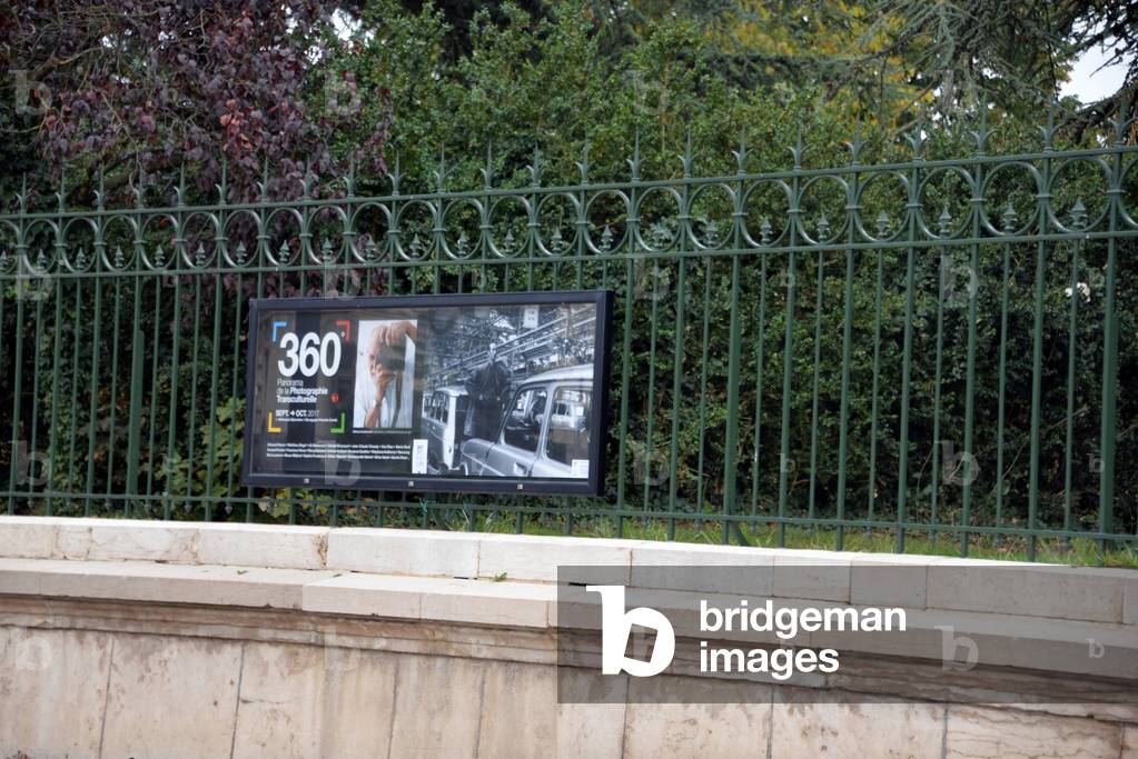 20990N DIJON 26 September 2017 Exhibition sponsor of the photography festival?