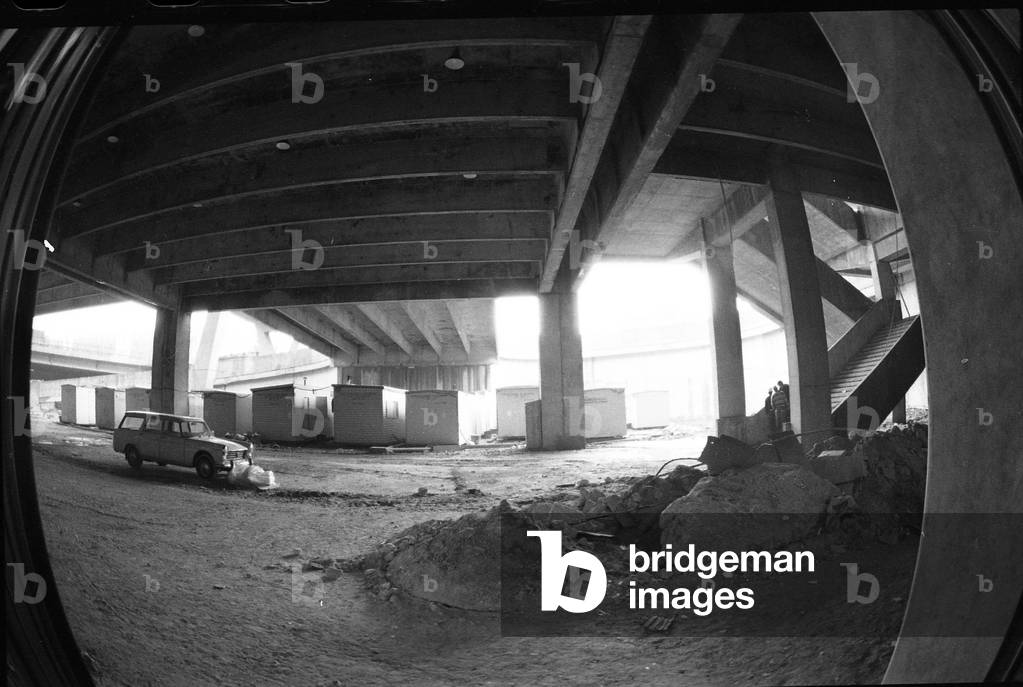 0990 3 THE BUILDING CONSTRUCTION OF A NODE motorway motorway Paris Region 1971