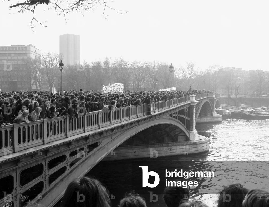 Manifestation et greve etudiants a Paris
