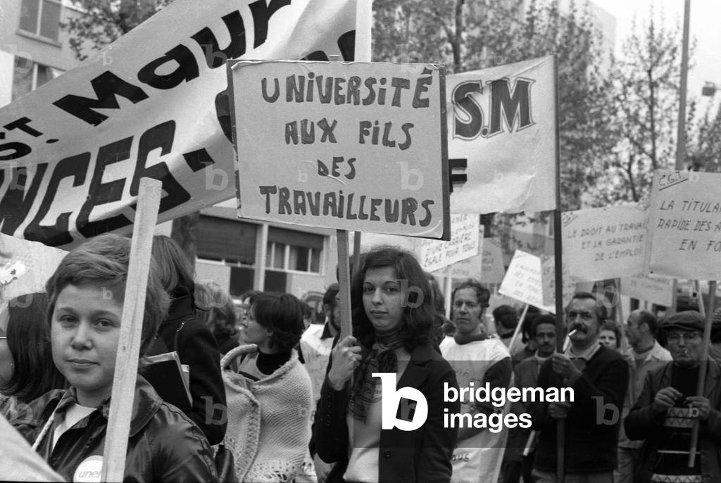 Trade unions demonstration for the guarantee of employment in Maisons-Alfort and Creteil, France, april 26, 1972 (b/w photo)