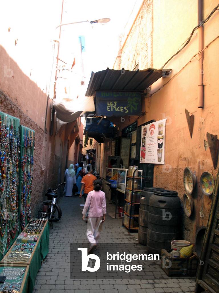 9363N Marakech a street souk 2009