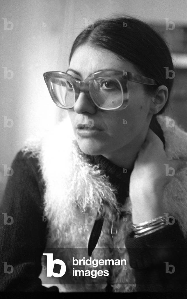 Emmanuelle Kahn