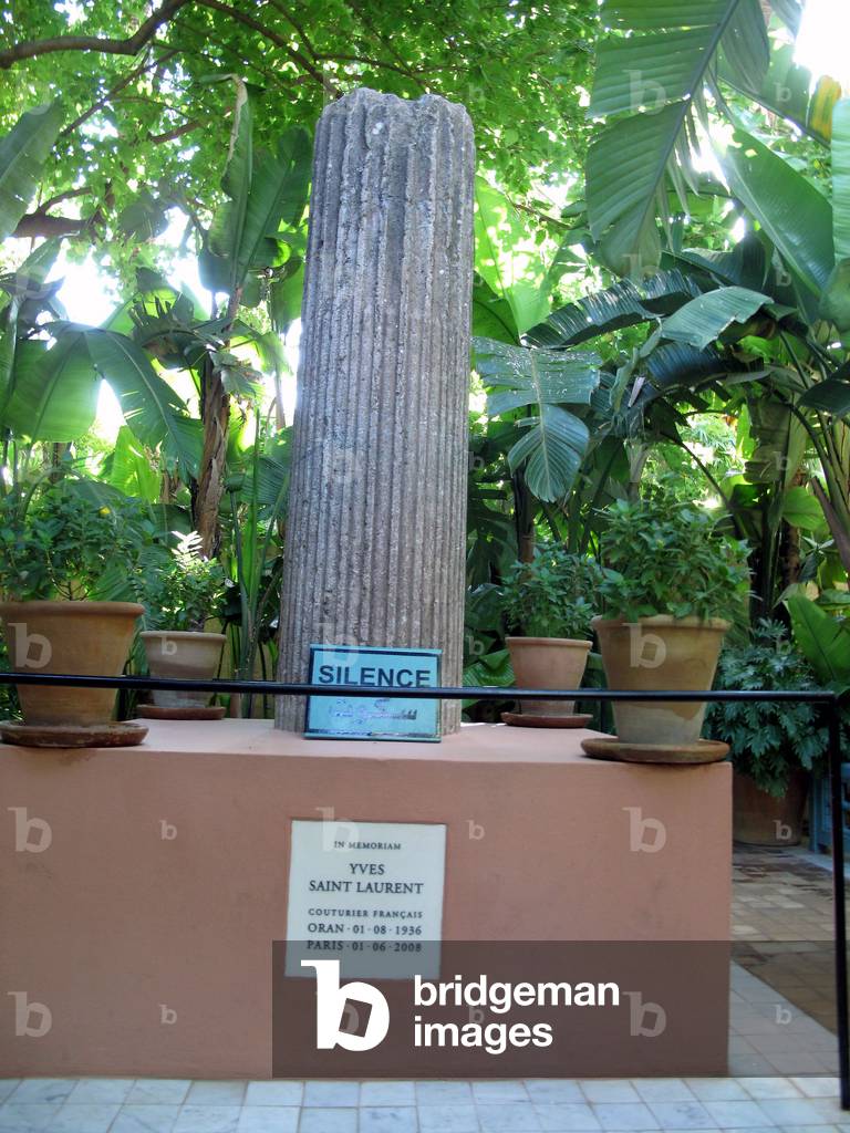 9387N Morocco Marakech garden Majorelle Monument for Yves st Laurent who was the owner 2009