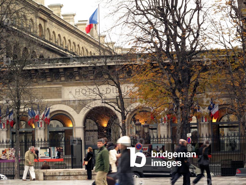 7861N Hospital of the Hotel Dieu near Notre Dame de Paris Paris Nov 2008