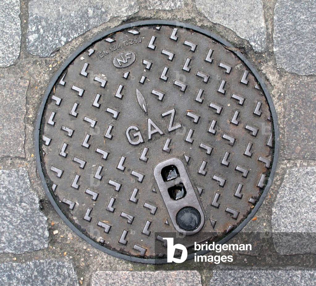 8282N Plate du Gaz de France giving access to the underground network Paris April 2009