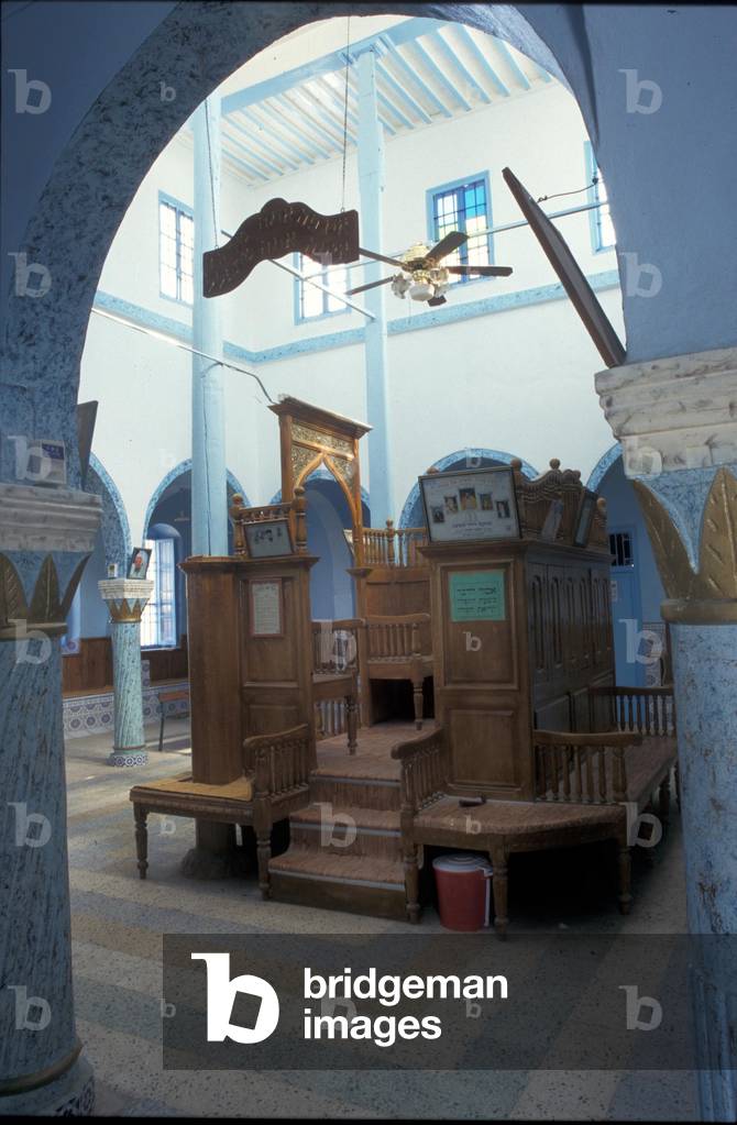 2874. Synagogue In Djerba, Tunis, c.18th century  (photo)